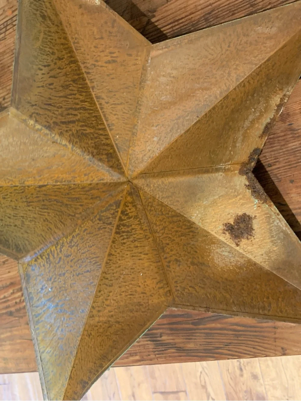 Rusted Green Star decorative metal